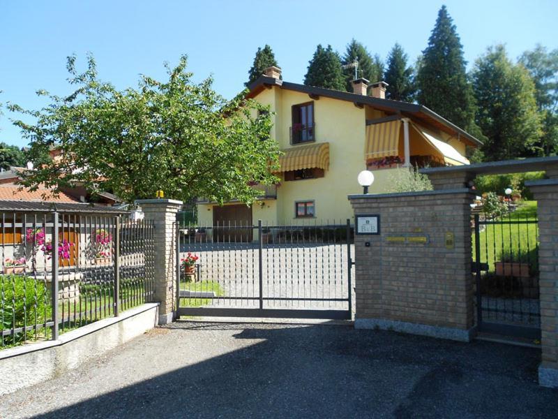 B&B Stella Del Borgo Castiglione Olona Exterior photo